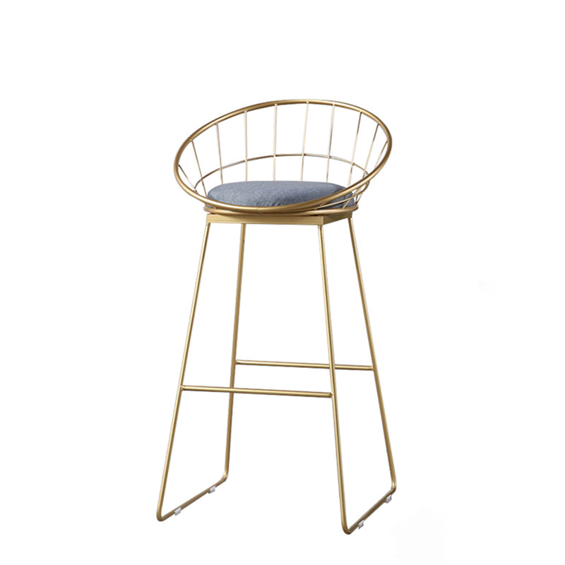 Modern Style Bar-stool Iron Sled Legs Barstool with Footrest and Cushion Clearhalo 'Bar Furniture' 'Bar Stools' 'bar_stools' 'furn' 'furn_bar_stools' 'furniture_bar_stools' 'Kitchen & Dining Furniture' 'kitchen&dining_furn' 'kitchen' 'kitchen_furn' Furniture' 4430430