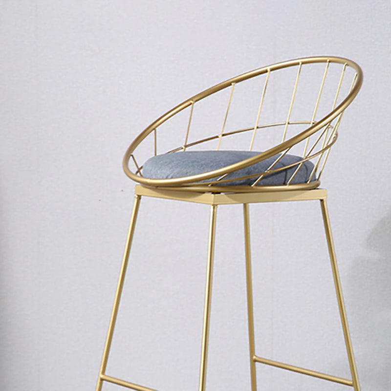 Modern Style Bar-stool Iron Sled Legs Barstool with Footrest and Cushion Clearhalo 'Bar Furniture' 'Bar Stools' 'bar_stools' 'furn' 'furn_bar_stools' 'furniture_bar_stools' 'Kitchen & Dining Furniture' 'kitchen&dining_furn' 'kitchen' 'kitchen_furn' Furniture' 4430432