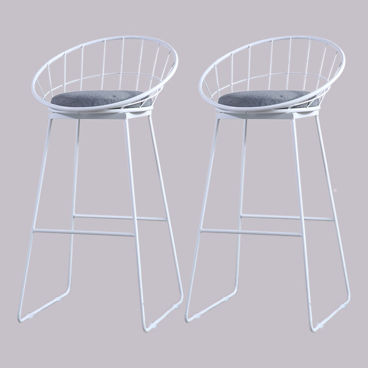 Modern Style Bar-stool Iron Sled Legs Barstool with Footrest and Cushion White 2 Piece Set Clearhalo 'Bar Furniture' 'Bar Stools' 'bar_stools' 'furn' 'furn_bar_stools' 'furniture_bar_stools' 'Kitchen & Dining Furniture' 'kitchen&dining_furn' 'kitchen' 'kitchen_furn' Furniture' 4430436