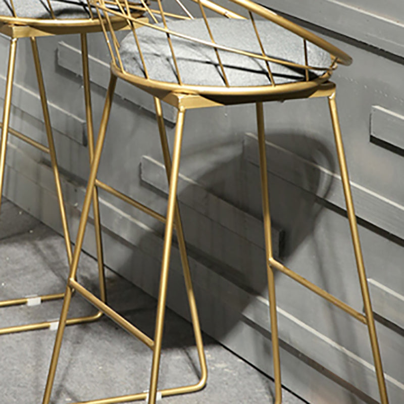 Modern Style Bar-stool Iron Sled Legs Barstool with Footrest and Cushion Clearhalo 'Bar Furniture' 'Bar Stools' 'bar_stools' 'furn' 'furn_bar_stools' 'furniture_bar_stools' 'Kitchen & Dining Furniture' 'kitchen&dining_furn' 'kitchen' 'kitchen_furn' Furniture' 4430439