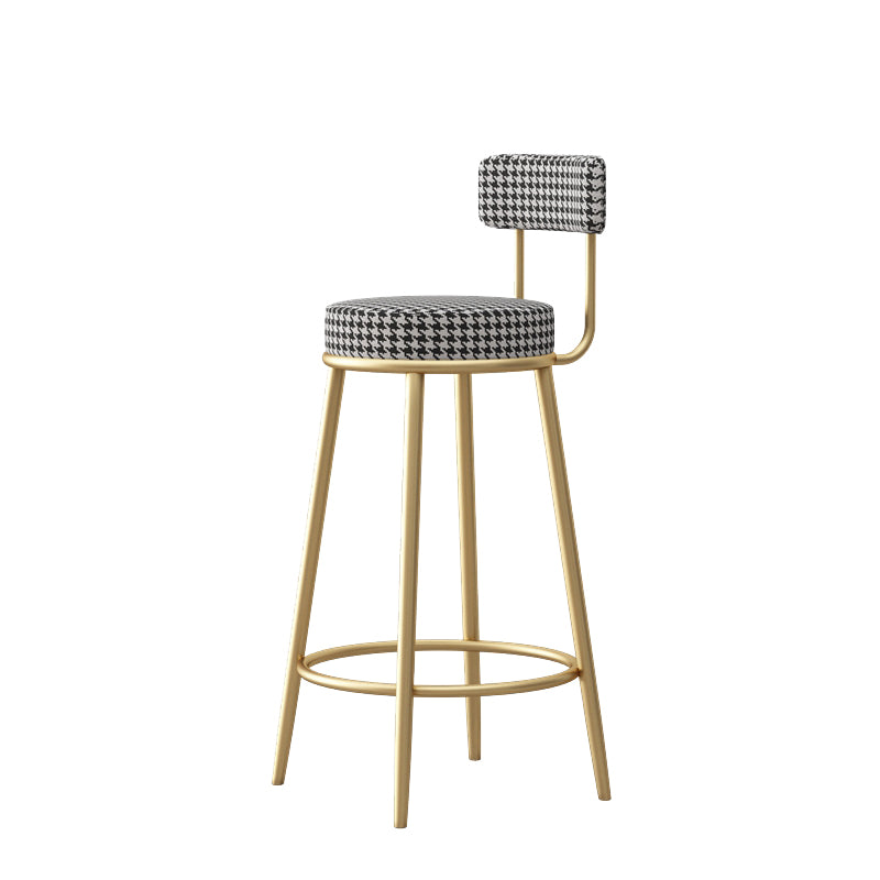 Glam Style Bar-stool Round Seat with Low Back Iron Legs for Kitchen Bar Black White 1 Piece Clearhalo 'Bar Furniture' 'Bar Stools' 'bar_stools' 'furn' 'furn_bar_stools' 'furniture_bar_stools' 'Kitchen & Dining Furniture' 'kitchen&dining_furn' 'kitchen' 'kitchen_furn' Furniture' 4430460