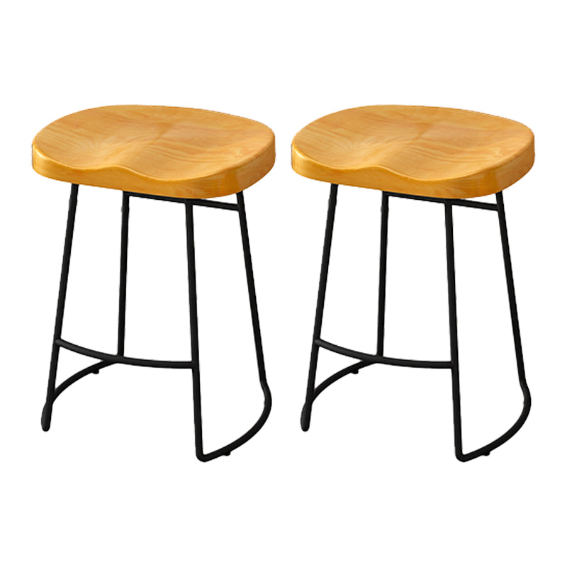 Modern Style Bar-stool with Footrest Sled Iron Legs Barstool for Restaurant Bar 2 Piece Set Counter Stool(26"H) Clearhalo 'Bar Furniture' 'Bar Stools' 'bar_stools' 'furn' 'furn_bar_stools' 'furniture_bar_stools' 'Kitchen & Dining Furniture' 'kitchen&dining_furn' 'kitchen' 'kitchen_furn' Furniture' 4430541