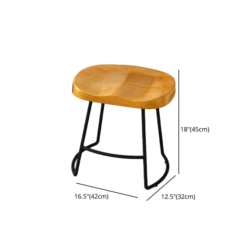 Modern Style Bar-stool with Footrest Sled Iron Legs Barstool for Restaurant Bar Clearhalo 'Bar Furniture' 'Bar Stools' 'bar_stools' 'furn' 'furn_bar_stools' 'furniture_bar_stools' 'Kitchen & Dining Furniture' 'kitchen&dining_furn' 'kitchen' 'kitchen_furn' Furniture' 4430554