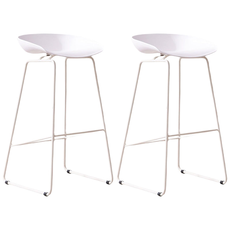 Modern Style Bar-stool Sled Metal Legs Bucket PP Seat Barstool with Footrest for Bar White 2 Piece Set Clearhalo 'Bar Furniture' 'Bar Stools' 'bar_stools' 'furn' 'furn_bar_stools' 'furniture_bar_stools' 'Kitchen & Dining Furniture' 'kitchen&dining_furn' 'kitchen' 'kitchen_furn' Furniture' 4439782