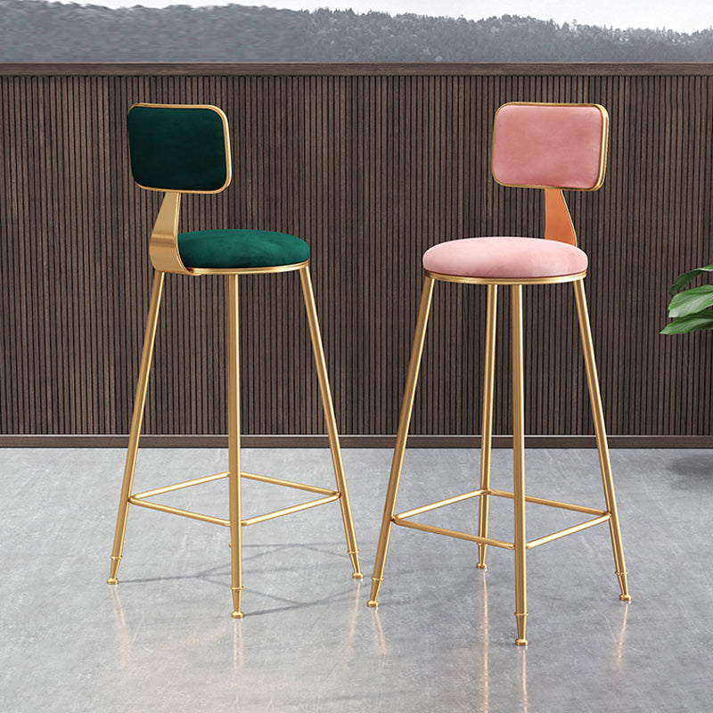 Glam Style Bar-stool Metal Legs Round Velvet Seat Barstool for Kitchen Clearhalo 'Bar Furniture' 'Bar Stools' 'bar_stools' 'furn' 'furn_bar_stools' 'furniture_bar_stools' 'Kitchen & Dining Furniture' 'kitchen&dining_furn' 'kitchen' 'kitchen_furn' Furniture' 4439852