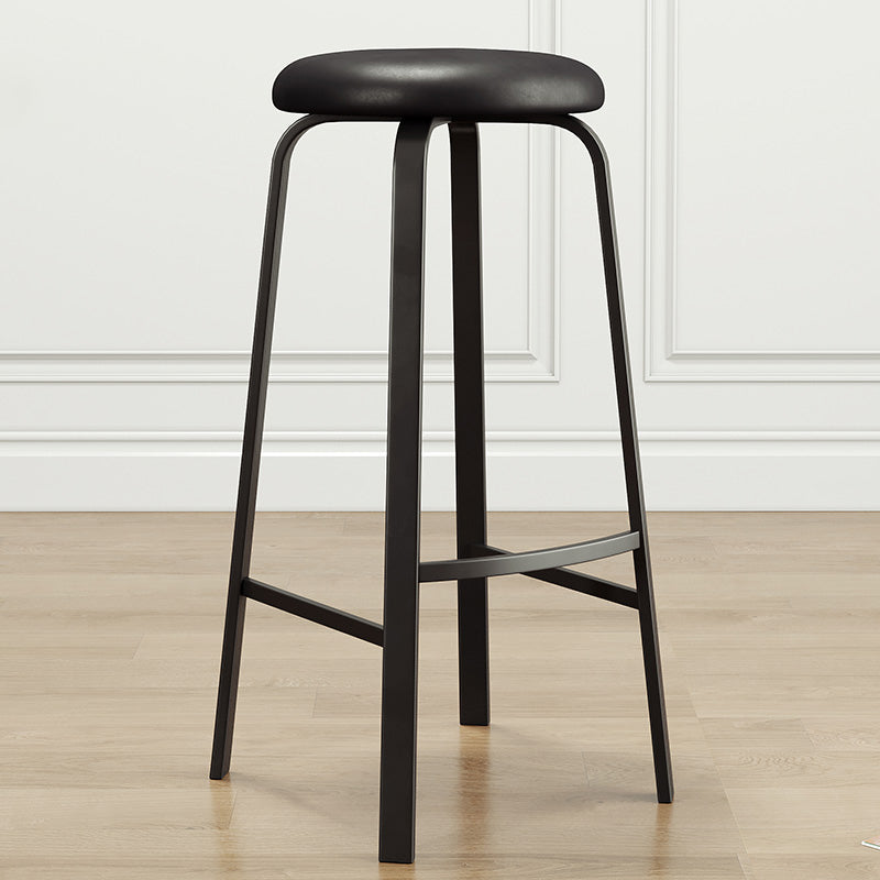 Modern Style Bar-stool Round Seat Barstool with Footrest and Metal Base Black 1 Piece Counter Stool(26"H) Clearhalo 'Bar Furniture' 'Bar Stools' 'bar_stools' 'furn' 'furn_bar_stools' 'furniture_bar_stools' 'Kitchen & Dining Furniture' 'kitchen&dining_furn' 'kitchen' 'kitchen_furn' Furniture' 4439995