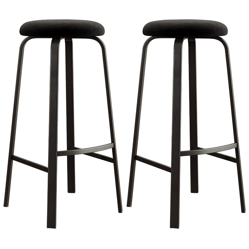 Modern Style Bar-stool Round Seat Barstool with Footrest and Metal Base Textured Black 2 Piece Set Clearhalo 'Bar Furniture' 'Bar Stools' 'bar_stools' 'furn' 'furn_bar_stools' 'furniture_bar_stools' 'Kitchen & Dining Furniture' 'kitchen&dining_furn' 'kitchen' 'kitchen_furn' Furniture' 4440026
