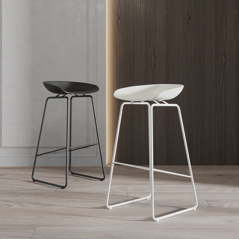 Modern Style Bar-stool Sled Legs with Iron Footrest Low Back Barstool for Kitchen Clearhalo 'Bar Furniture' 'Bar Stools' 'bar_stools' 'furn' 'furn_bar_stools' 'furniture_bar_stools' 'Kitchen & Dining Furniture' 'kitchen&dining_furn' 'kitchen' 'kitchen_furn' Furniture' 4440064