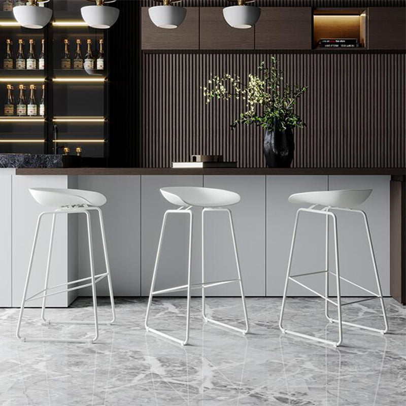 Modern Style Bar-stool Sled Legs with Iron Footrest Low Back Barstool for Kitchen Clearhalo 'Bar Furniture' 'Bar Stools' 'bar_stools' 'furn' 'furn_bar_stools' 'furniture_bar_stools' 'Kitchen & Dining Furniture' 'kitchen&dining_furn' 'kitchen' 'kitchen_furn' Furniture' 4440071