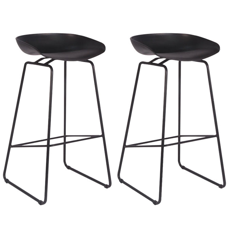 Modern Style Bar-stool Sled Legs with Iron Footrest Low Back Barstool for Kitchen Black 2 Piece Set Clearhalo 'Bar Furniture' 'Bar Stools' 'bar_stools' 'furn' 'furn_bar_stools' 'furniture_bar_stools' 'Kitchen & Dining Furniture' 'kitchen&dining_furn' 'kitchen' 'kitchen_furn' Furniture' 4440072