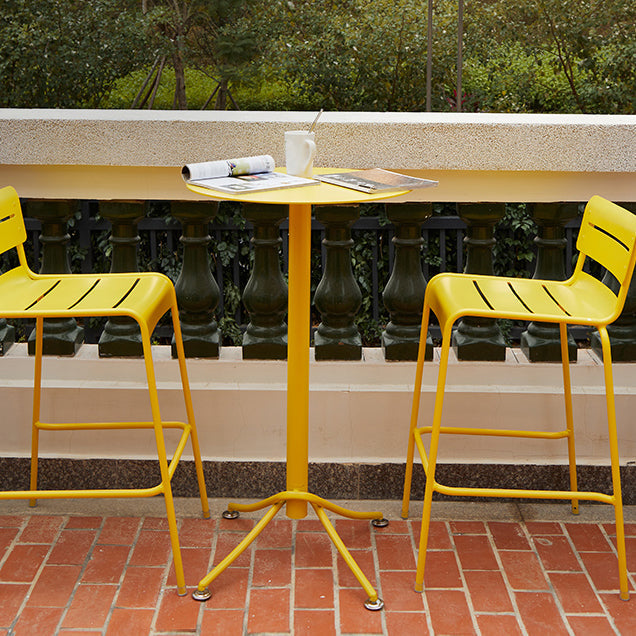 Outdoor Metal Top Counter Table Metal 4 Legs Industrial Style Foldable 42-inch Bar Table Yellow Round Without Chairs Clearhalo 'Bar Furniture' 'Bar Tables' 'bar_tables' 'furn' 'furn_bar_tables' 'Furniture' 'furniture_bar_tables' 'Kitchen & Dining Furniture' 4440159