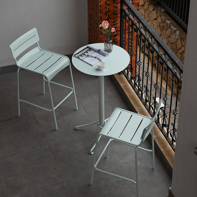 Outdoor Metal Top Counter Table Metal 4 Legs Industrial Style Foldable 42-inch Bar Table White Round Without Chairs Clearhalo 'Bar Furniture' 'Bar Tables' 'bar_tables' 'furn' 'furn_bar_tables' 'Furniture' 'furniture_bar_tables' 'Kitchen & Dining Furniture' 4440164