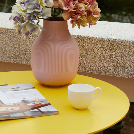 Outdoor Metal Top Counter Table Metal 4 Legs Industrial Style Foldable 42-inch Bar Table Clearhalo 'Bar Furniture' 'Bar Tables' 'bar_tables' 'furn' 'furn_bar_tables' 'Furniture' 'furniture_bar_tables' 'Kitchen & Dining Furniture' 4440171