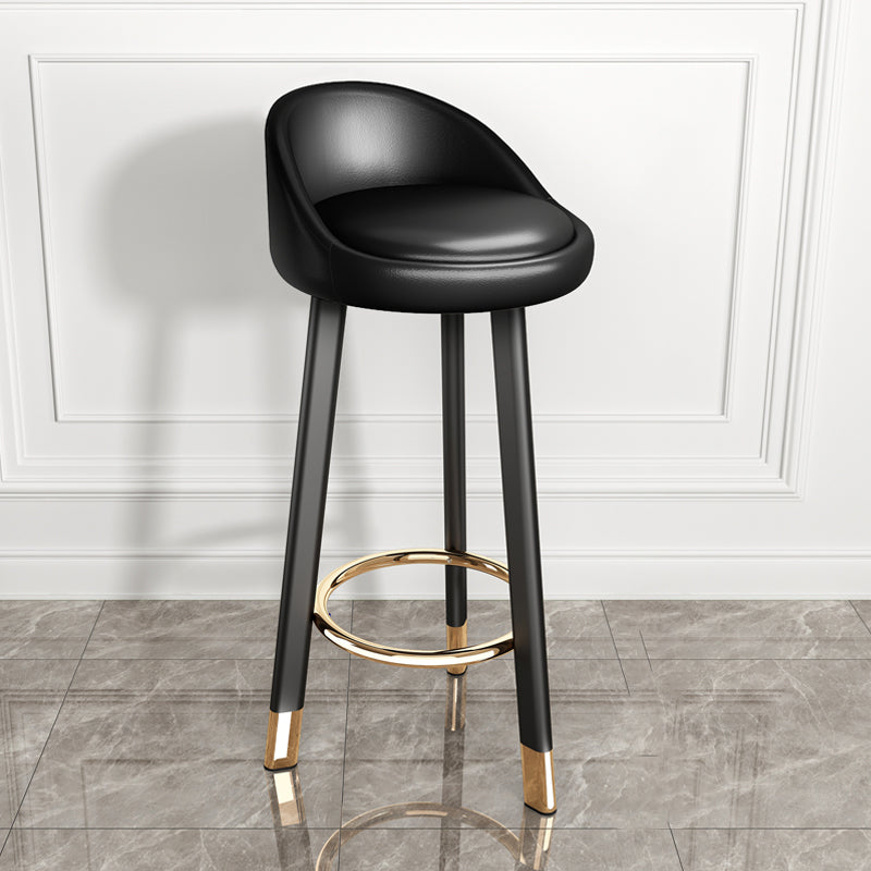 Modern Style Bar-stool with Low Back Round Leather Seat Barstools, 1 Piece Black Black Clearhalo 'Bar Furniture' 'Bar Stools' 'bar_stools' 'furn' 'furn_bar_stools' 'furniture_bar_stools' 'Kitchen & Dining Furniture' 'kitchen&dining_furn' 'kitchen' 'kitchen_furn' Furniture' 4440606