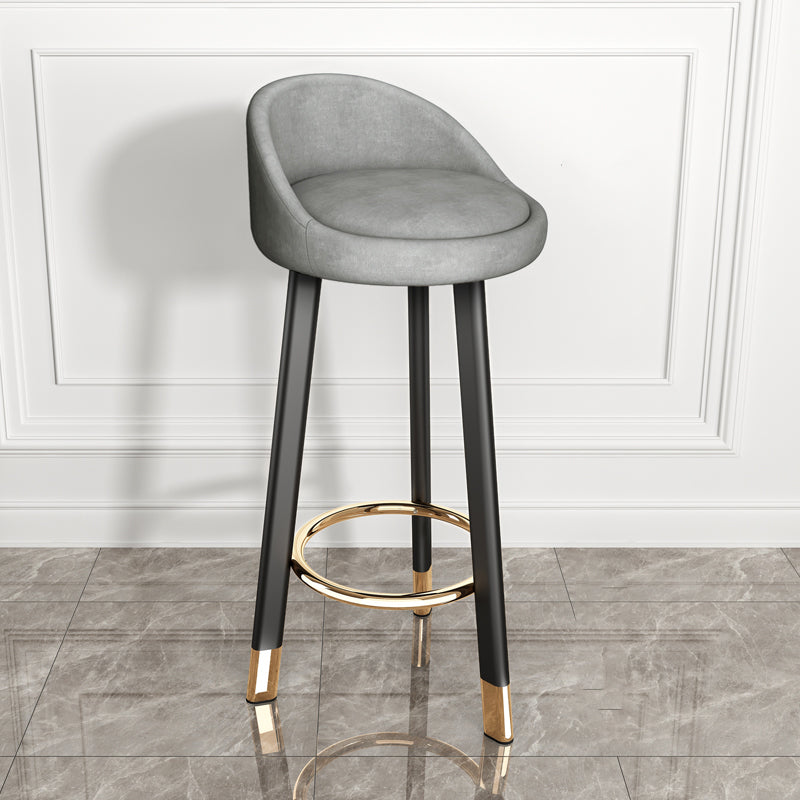 Modern Style Bar-stool with Low Back Round Leather Seat Barstools, 1 Piece Light Gray Black Clearhalo 'Bar Furniture' 'Bar Stools' 'bar_stools' 'furn' 'furn_bar_stools' 'furniture_bar_stools' 'Kitchen & Dining Furniture' 'kitchen&dining_furn' 'kitchen' 'kitchen_furn' Furniture' 4440613