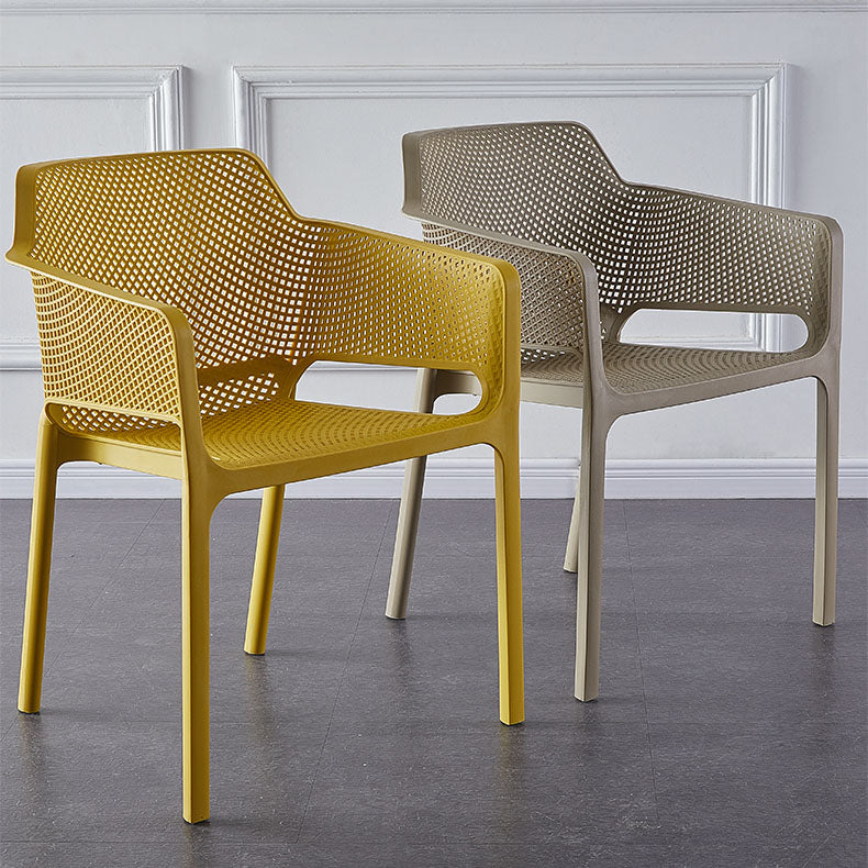 Contemporary Dining and Accent Chairs Matte Finish Plastic Solid Back Arm Chair Clearhalo ' kitchen&dining_furn' 'Dining Chairs' 'Dining Tables & Seating' 'dining_chair' 'furn' 'furn_dining_chair' 'Furniture' 'furniture_dining_chair' 'Kitchen & Dining Furniture' 'kitchen' 4451166