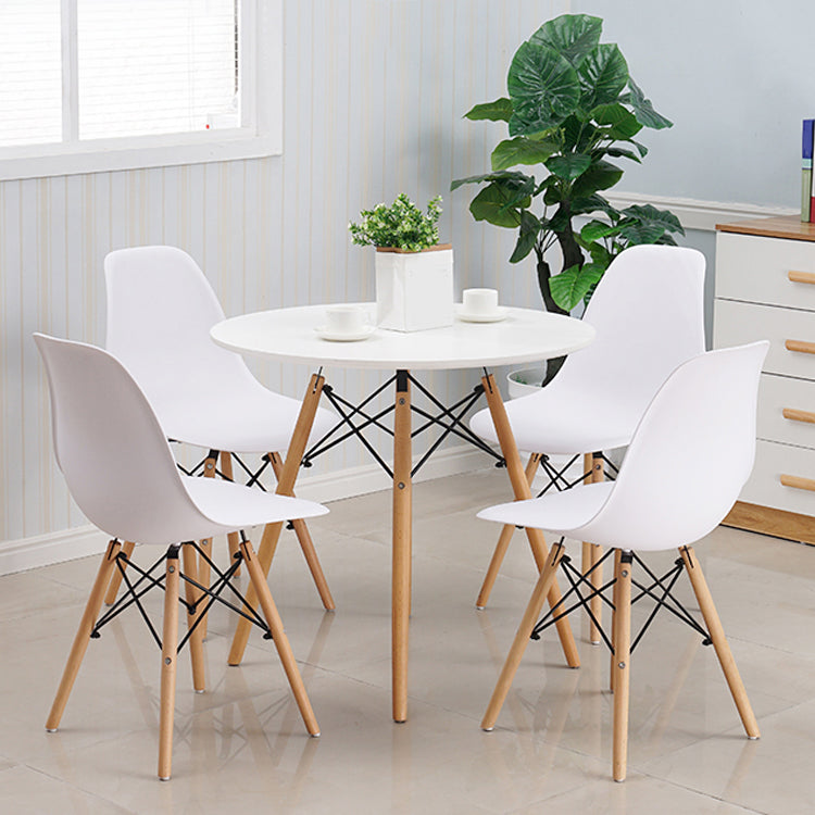 Scandinavian Plastic Restaurant Side Chair Solid Back Matte Finish Dining Chair Clearhalo ' kitchen&dining_furn' 'Dining Chairs' 'Dining Tables & Seating' 'dining_chair' 'Furniture' 'furniture_dining_chair' 'Kitchen & Dining Furniture' 'kitchen' 4451592