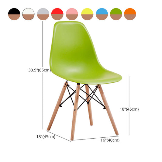 Scandinavian Plastic Restaurant Side Chair Solid Back Matte Finish Dining Chair Clearhalo ' kitchen&dining_furn' 'Dining Chairs' 'Dining Tables & Seating' 'dining_chair' 'Furniture' 'furniture_dining_chair' 'Kitchen & Dining Furniture' 'kitchen' 4451608