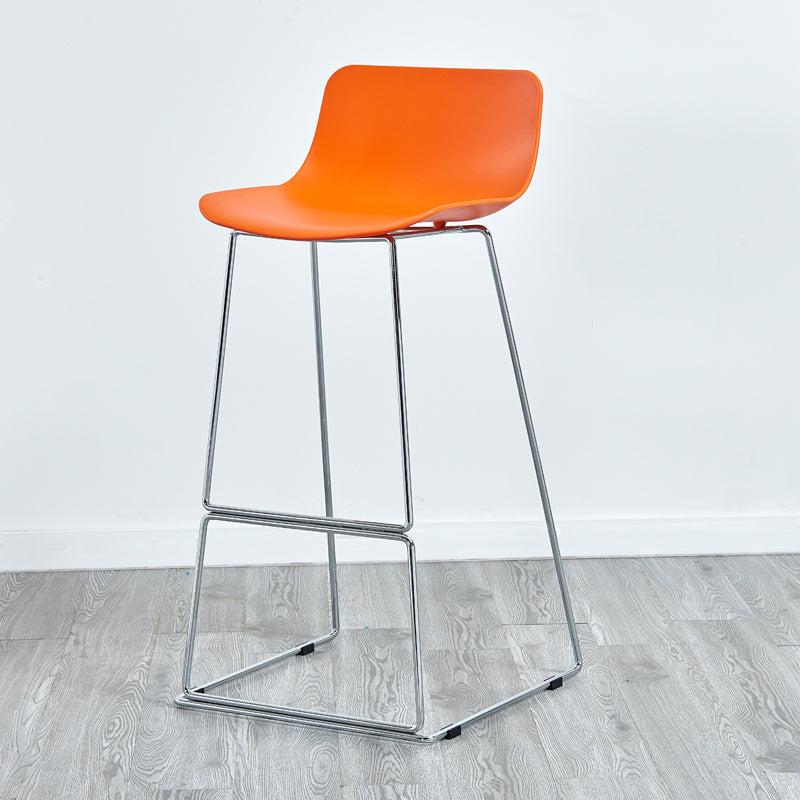 Contemporary Metal Bar Stool Indoor Bar Stool with Metal Legs and Low Back Orange 1 Piece Clearhalo 'Bar Furniture' 'Bar Stools' 'bar_stools' 'furn' 'furn_bar_stools' 'furniture_bar_stools' 'Kitchen & Dining Furniture' 'kitchen&dining_furn' 'kitchen' 'kitchen_furn' Furniture' 4462485