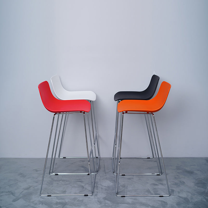 Contemporary Metal Bar Stool Indoor Bar Stool with Metal Legs and Low Back Clearhalo 'Bar Furniture' 'Bar Stools' 'bar_stools' 'furn' 'furn_bar_stools' 'furniture_bar_stools' 'Kitchen & Dining Furniture' 'kitchen&dining_furn' 'kitchen' 'kitchen_furn' Furniture' 4462490