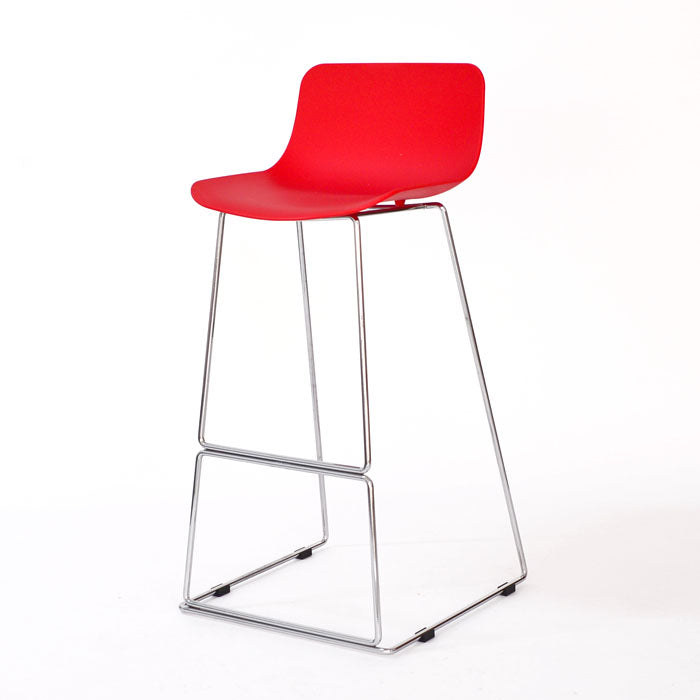 Contemporary Metal Bar Stool Indoor Bar Stool with Metal Legs and Low Back Red 1 Piece Clearhalo 'Bar Furniture' 'Bar Stools' 'bar_stools' 'furn' 'furn_bar_stools' 'furniture_bar_stools' 'Kitchen & Dining Furniture' 'kitchen&dining_furn' 'kitchen' 'kitchen_furn' Furniture' 4462492