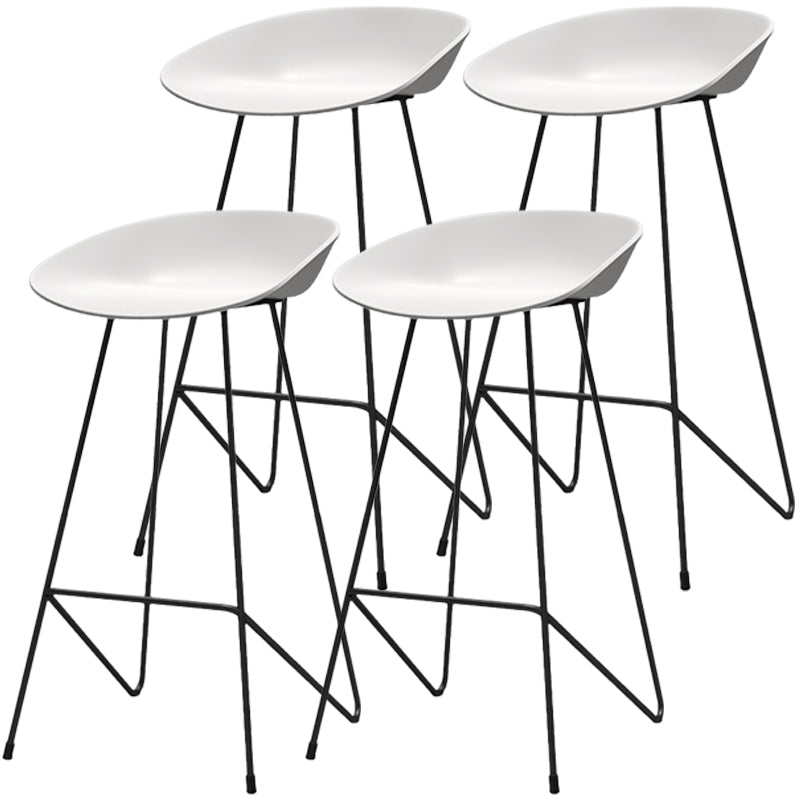 Industrial Style Bar-stool Sled Iron Legs PP Bucket Seat Barstool for Kitchen Bar White 4 Piece Set Clearhalo 'Bar Furniture' 'Bar Stools' 'bar_stools' 'furn' 'furn_bar_stools' 'furniture_bar_stools' 'Kitchen & Dining Furniture' 'kitchen&dining_furn' 'kitchen' 'kitchen_furn' Furniture' 4462817