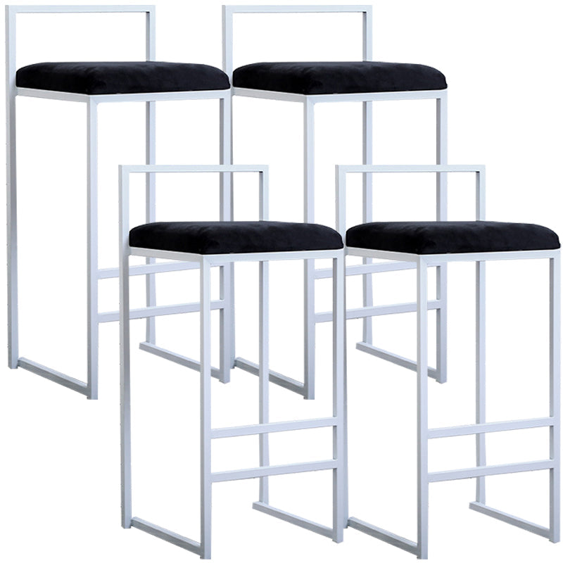 Modern Style Metal Bar Stool with Footrest and Low Back Bistro Bar Stool for Kitchen White 4 Piece Set Counter Stool (23.5"H) Clearhalo 'Bar Furniture' 'Bar Stools' 'bar_stools' 'furn' 'furn_bar_stools' 'furniture_bar_stools' 'Kitchen & Dining Furniture' 'kitchen&dining_furn' 'kitchen' 'kitchen_furn' Furniture' 4462915
