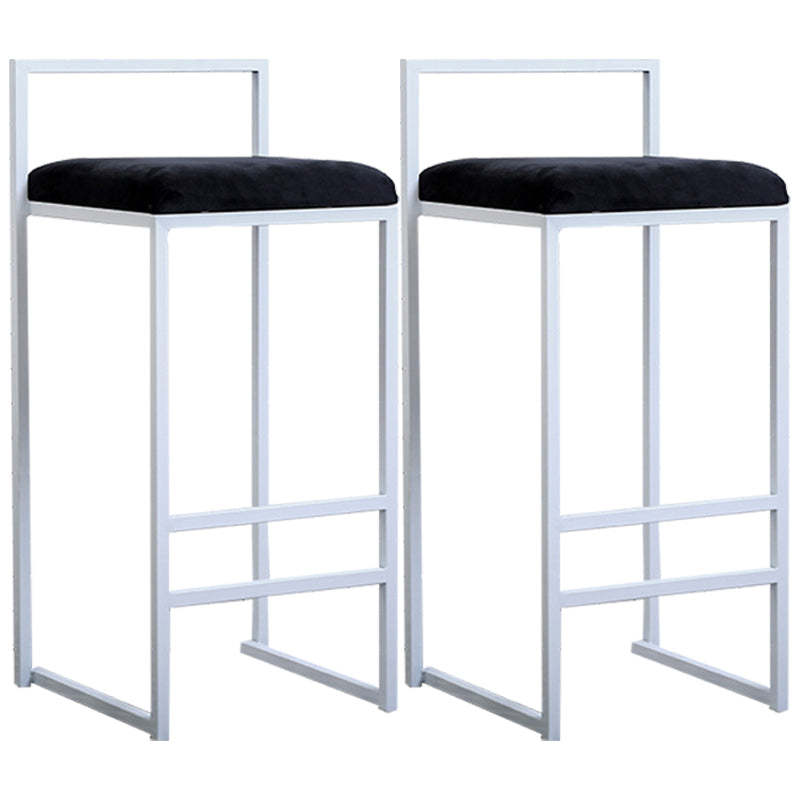 Modern Style Metal Bar Stool with Footrest and Low Back Bistro Bar Stool for Kitchen White 2 Piece Set Counter Stool (23.5"H) Clearhalo 'Bar Furniture' 'Bar Stools' 'bar_stools' 'furn' 'furn_bar_stools' 'furniture_bar_stools' 'Kitchen & Dining Furniture' 'kitchen&dining_furn' 'kitchen' 'kitchen_furn' Furniture' 4462917