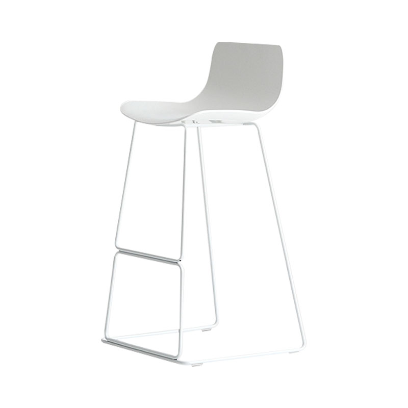 Modern Armless Backrest Counter Stool Steel Kitchen Bar Stool with Plastic Seat and Pedal White 1 Piece Clearhalo 'Bar Furniture' 'Bar Stools' 'bar_stools' 'furn' 'furn_bar_stools' 'furniture_bar_stools' 'Kitchen & Dining Furniture' 'kitchen&dining_furn' 'kitchen' 'kitchen_furn' Furniture' 4463184
