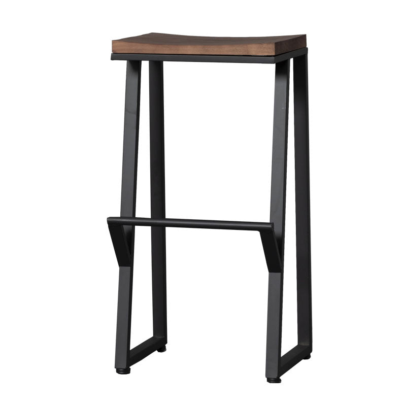 Modern Style Metal Bar Stool with Footrest Coffee Shop Simple Bar Stool Black 1 Piece Clearhalo 'Bar Furniture' 'Bar Stools' 'bar_stools' 'furn' 'furn_bar_stools' 'furniture_bar_stools' 'Kitchen & Dining Furniture' 'kitchen&dining_furn' 'kitchen' 'kitchen_furn' Furniture' 4471038