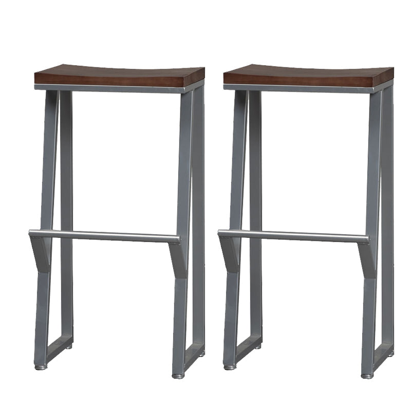 Modern Style Metal Bar Stool with Footrest Coffee Shop Simple Bar Stool Silver 2 Piece Set Clearhalo 'Bar Furniture' 'Bar Stools' 'bar_stools' 'furn' 'furn_bar_stools' 'furniture_bar_stools' 'Kitchen & Dining Furniture' 'kitchen&dining_furn' 'kitchen' 'kitchen_furn' Furniture' 4471045
