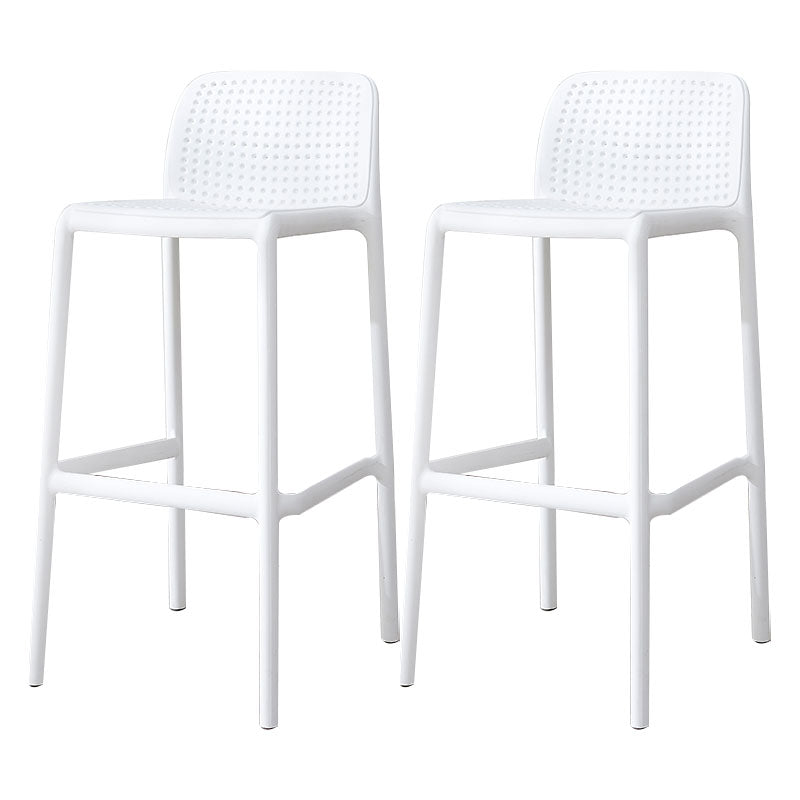 Contemporary Plastic Barstool Bristol Bar Stool with Footrest and Low Back White 2 Piece Set Counter Stool(26"H) Clearhalo 'Bar Furniture' 'Bar Stools' 'bar_stools' 'furn' 'furn_bar_stools' 'furniture_bar_stools' 'Kitchen & Dining Furniture' 'kitchen&dining_furn' 'kitchen' 'kitchen_furn' Furniture' 4471578