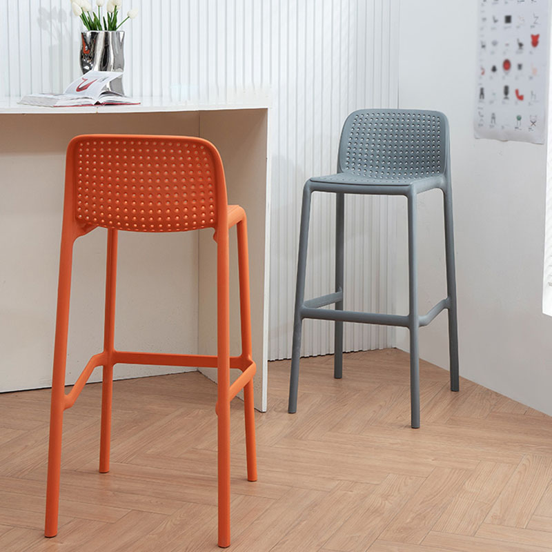 Contemporary Plastic Barstool Bristol Bar Stool with Footrest and Low Back Clearhalo 'Bar Furniture' 'Bar Stools' 'bar_stools' 'furn' 'furn_bar_stools' 'furniture_bar_stools' 'Kitchen & Dining Furniture' 'kitchen&dining_furn' 'kitchen' 'kitchen_furn' Furniture' 4471581