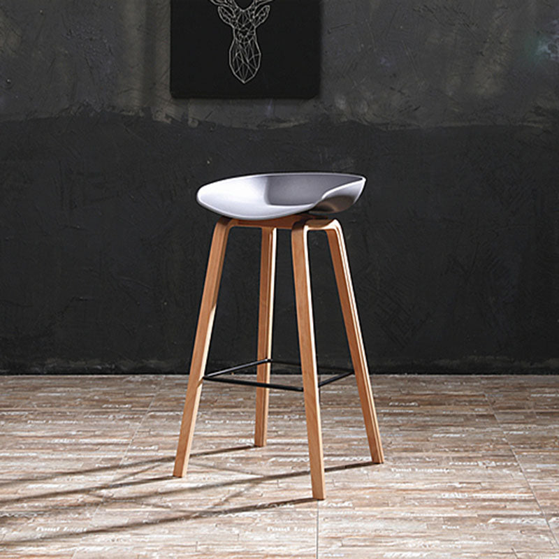 Scandinavia Style Bar-stool Wooden Legs PP Bucket Seat Barstool for Bar Kitchen Clearhalo 'Bar Furniture' 'Bar Stools' 'bar_stools' 'furn' 'furn_bar_stools' 'furniture_bar_stools' 'Kitchen & Dining Furniture' 'kitchen&dining_furn' 'kitchen' 'kitchen_furn' Furniture' 4471820