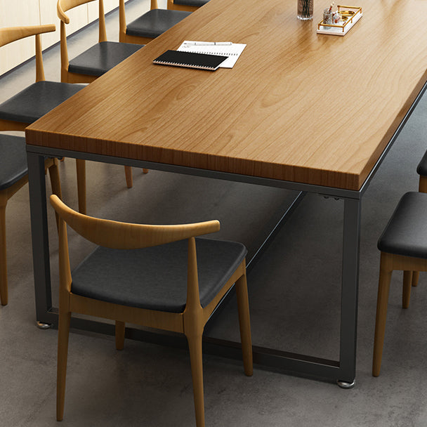 Metal Industrial Rectangle Dining Table Pine Wood Top Table with Trestle Base Clearhalo ' dining_table' 'Dining Tables & Seating' 'Dining Tables' 'furn' 'furn_dining_table' 'Furniture' 'furniture_dining_table' 'Kitchen & Dining Furniture' 'kitchen&dining_furn' 'kitchen' 'kitchen_dining_table' 4480413