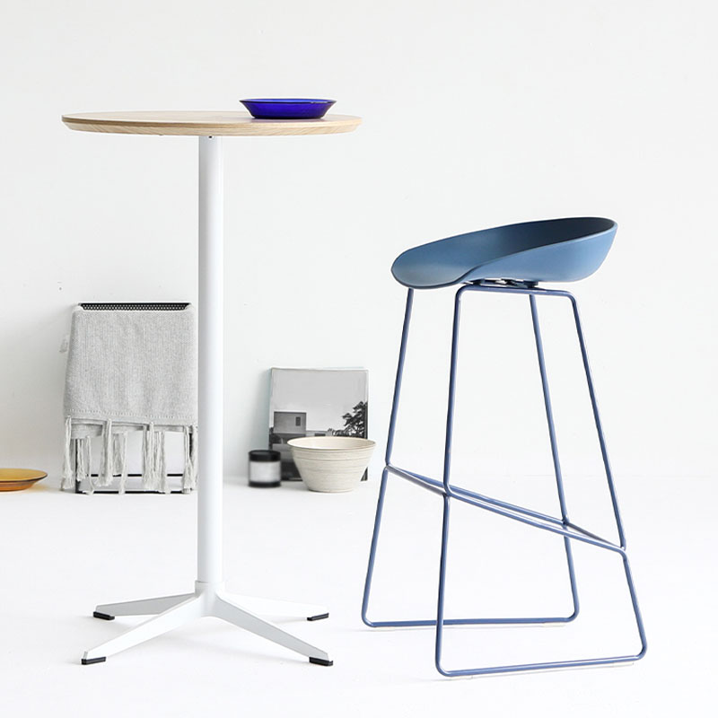 Modern Style Bar-stool Sled Legs PP Bucket Seat Barstool for Counter Bar Clearhalo 'Bar Furniture' 'Bar Stools' 'bar_stools' 'furn' 'furn_bar_stools' 'furniture_bar_stools' 'Kitchen & Dining Furniture' 'kitchen&dining_furn' 'kitchen' 'kitchen_furn' Furniture' 4481697