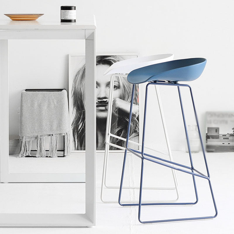 Modern Style Bar-stool Sled Legs PP Bucket Seat Barstool for Counter Bar Clearhalo 'Bar Furniture' 'Bar Stools' 'bar_stools' 'furn' 'furn_bar_stools' 'furniture_bar_stools' 'Kitchen & Dining Furniture' 'kitchen&dining_furn' 'kitchen' 'kitchen_furn' Furniture' 4481718