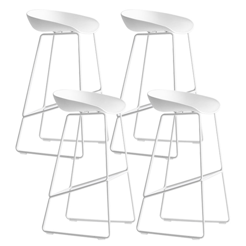 Modern Style Bar-stool Sled Legs PP Bucket Seat Barstool for Counter Bar White 4 Piece Set Clearhalo 'Bar Furniture' 'Bar Stools' 'bar_stools' 'furn' 'furn_bar_stools' 'furniture_bar_stools' 'Kitchen & Dining Furniture' 'kitchen&dining_furn' 'kitchen' 'kitchen_furn' Furniture' 4481720