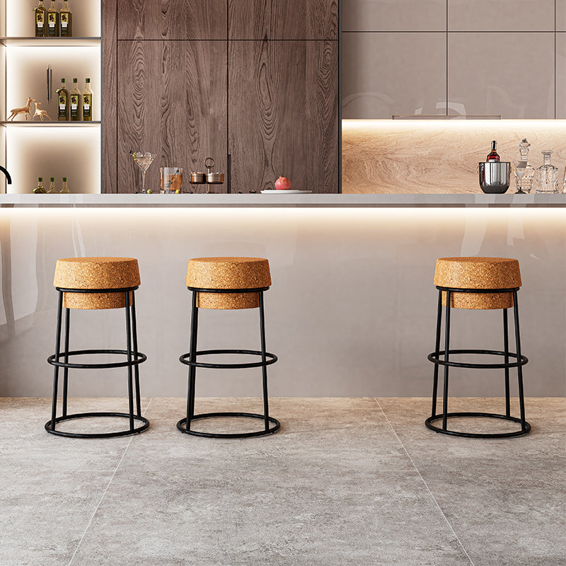 Modern Armless Backless Counter Stool Steel Cafe Bar Stool with Wooden Seat Clearhalo 'Bar Furniture' 'Bar Stools' 'bar_stools' 'furn' 'furn_bar_stools' 'furniture_bar_stools' 'Kitchen & Dining Furniture' 'kitchen&dining_furn' 'kitchen' 'kitchen_furn' Furniture' 4482939