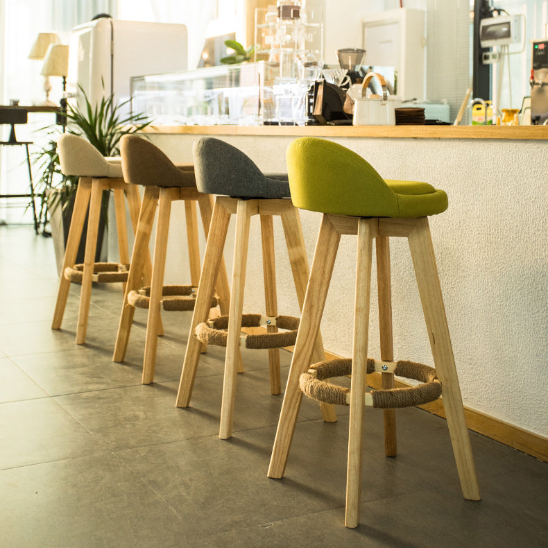 Contemporary Solid Wood Barstool Indoor Bar Stool with Footrest and Low Back Clearhalo 'Bar Furniture' 'Bar Stools' 'bar_stools' 'furn' 'furn_bar_stools' 'furniture_bar_stools' 'Kitchen & Dining Furniture' 'kitchen&dining_furn' 'kitchen' 'kitchen_furn' Furniture' 4492758