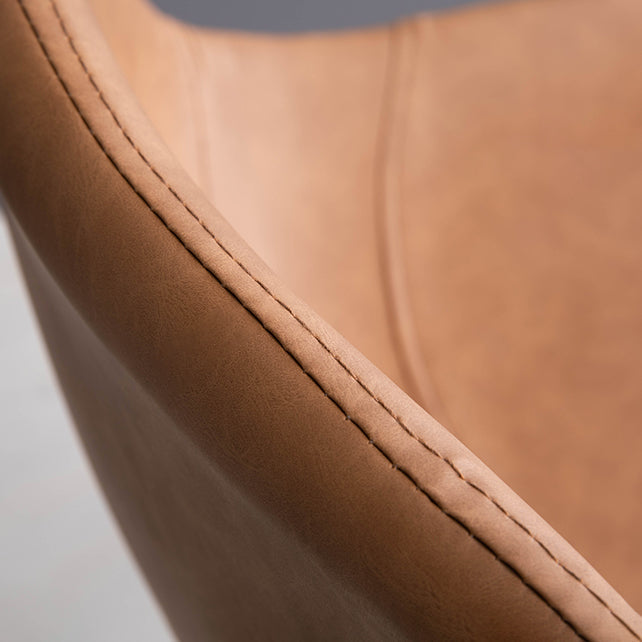 Scandinavia Style Bar-stool Bucket Seat Wooden Legs Barstool for Kitchen Bar Clearhalo 'Bar Furniture' 'Bar Stools' 'bar_stools' 'furn' 'furn_bar_stools' 'furniture_bar_stools' 'Kitchen & Dining Furniture' 'kitchen&dining_furn' 'kitchen' 'kitchen_furn' Furniture' 4492868