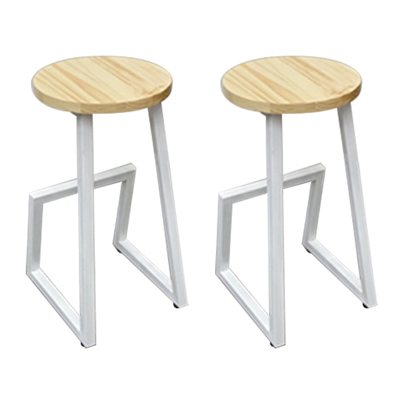 Modern Style Iron Bar Stool with Footrest Bristol Creative Bar Stool (set of 2) Natural Wood White 2 Piece Set Clearhalo 'Bar Furniture' 'Bar Stools' 'bar_stools' 'furn' 'furn_bar_stools' 'furniture_bar_stools' 'Kitchen & Dining Furniture' 'kitchen&dining_furn' 'kitchen' 'kitchen_furn' Furniture' 4492942
