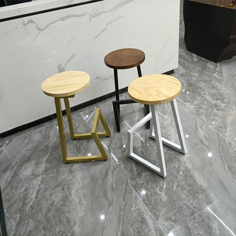 Modern Style Iron Bar Stool with Footrest Bristol Creative Bar Stool (set of 2) Clearhalo 'Bar Furniture' 'Bar Stools' 'bar_stools' 'furn' 'furn_bar_stools' 'furniture_bar_stools' 'Kitchen & Dining Furniture' 'kitchen&dining_furn' 'kitchen' 'kitchen_furn' Furniture' 4492947