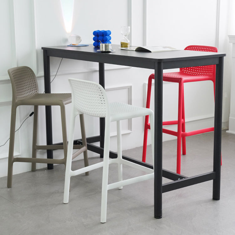 Contemporary Metal Plastic Barstools Bristol Bar Stool with Low Back and Footrest Clearhalo 'Bar Furniture' 'Bar Stools' 'bar_stools' 'furn' 'furn_bar_stools' 'furniture_bar_stools' 'Kitchen & Dining Furniture' 'kitchen&dining_furn' 'kitchen' 'kitchen_furn' Furniture' 4493191