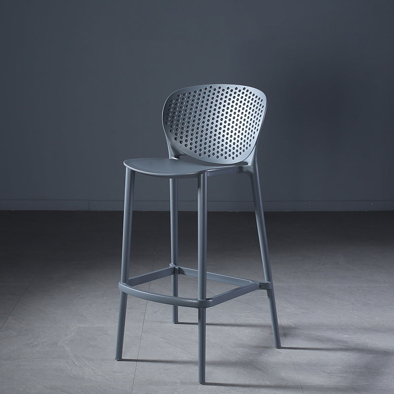 Contemporary Metal Plastic Barstools Bristol Bar Stool with Low Back and Footrest Black-Gray 1 Piece Counter Stool(26"H) Clearhalo 'Bar Furniture' 'Bar Stools' 'bar_stools' 'furn' 'furn_bar_stools' 'furniture_bar_stools' 'Kitchen & Dining Furniture' 'kitchen&dining_furn' 'kitchen' 'kitchen_furn' Furniture' 4493242