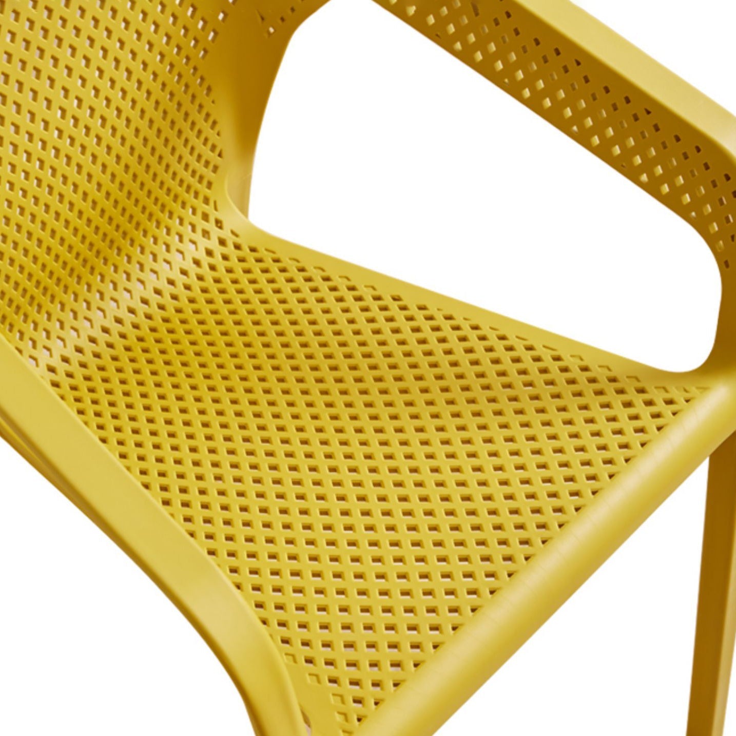 Modern Coffee Shop Plastic Arm Chair Matte Finish Solid Back Dining Chair Clearhalo ' kitchen&dining_furn' 'Dining Chairs' 'Dining Tables & Seating' 'dining_chair' 'furn' 'furn_dining_chair' 'Furniture' 'furniture_dining_chair' 'Kitchen & Dining Furniture' 'kitchen' 4502810