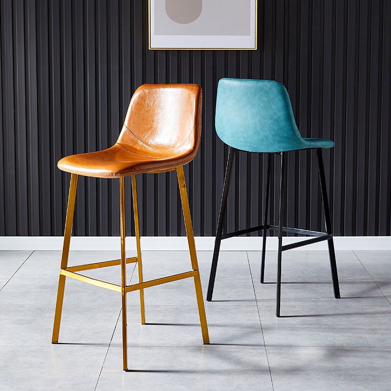 Industrial Leather Metal Counter Stools Low Back Bar Stools with Bucket Seat Clearhalo 'Bar Furniture' 'Bar Stools' 'bar_stools' 'furn' 'furn_bar_stools' 'furniture_bar_stools' 'Kitchen & Dining Furniture' 'kitchen&dining_furn' 'kitchen' 'kitchen_furn' Furniture' 4503662