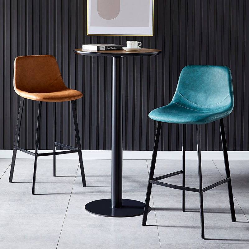Industrial Leather Metal Counter Stools Low Back Bar Stools with Bucket Seat Clearhalo 'Bar Furniture' 'Bar Stools' 'bar_stools' 'furn' 'furn_bar_stools' 'furniture_bar_stools' 'Kitchen & Dining Furniture' 'kitchen&dining_furn' 'kitchen' 'kitchen_furn' Furniture' 4503675