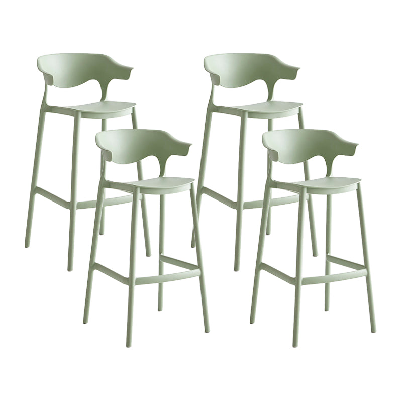 Macron Colorful Plastic Counter Stools Nordic Armrest Indoor Bar Stool Green 4 Piece Set Bar Stool(30"H) Clearhalo 'Bar Furniture' 'Bar Stools' 'bar_stools' 'furn' 'furn_bar_stools' 'furniture_bar_stools' 'Kitchen & Dining Furniture' 'kitchen&dining_furn' 'kitchen' 'kitchen_furn' Furniture' 4503934