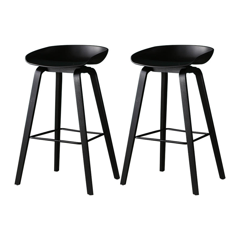 Contemporary Simple Counter Stools 30-inch Indoor Wood Legs Bar Stool with Plastic Seat Black 2 Piece Set Clearhalo 'Bar Furniture' 'Bar Stools' 'bar_stools' 'furn' 'furn_bar_stools' 'furniture_bar_stools' 'Kitchen & Dining Furniture' 'kitchen&dining_furn' 'kitchen' 'kitchen_furn' Furniture' 4504027